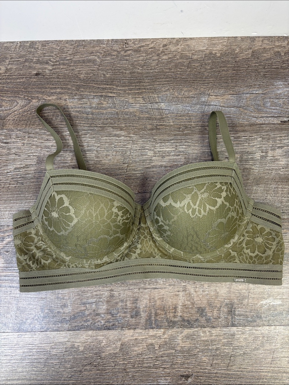 PINK Victoria’s Secret Olive Green Lace Push-Up Longline Bra Large NWT